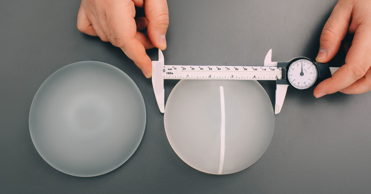 ▷ The Largest Breast Implant Options: Safety, Sizes, and Considerations